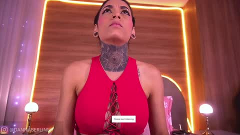 Danna Berlin  online show from February 2026 07:21:01 PM