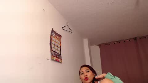 dannamomcerrat online show from March 2025 01:35:02 AM