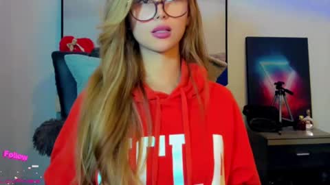 danniecarton online show from February 2025 04:46:02 AM