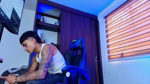 Snapshot of dannte_vel chatting on October 2025 07:46:02 PM Maximo online show from October 2025 07:46:02 PM
