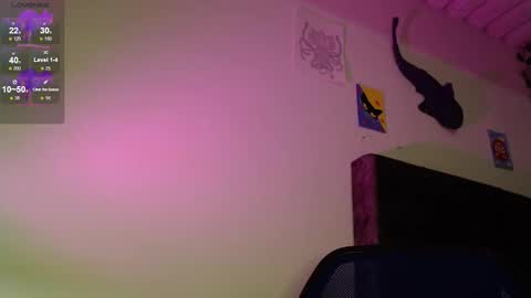 Snapshot of dannteftm chatting on October 2025 01:16:02 AM DANNTE online show from October 2025 01:16:02 AM