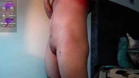 Snapshot of dannteftm chatting on October 2025 01:24:01 AM DANNTE online show from October 2025 01:24:01 AM