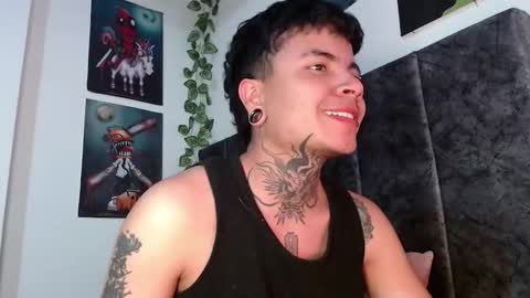 Snapshot of dannteftm chatting on February 2026 01:25:02 AM DANNTE online show from February 2026 01:25:02 AM