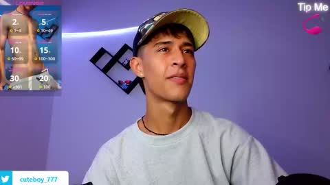 Snapshot of danny777_ chatting on October 2025 03:40:02 AM Danny online show from October 2025 03:40:02 AM