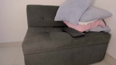 danny_and_lara online show from October 2025 03:00:01 PM