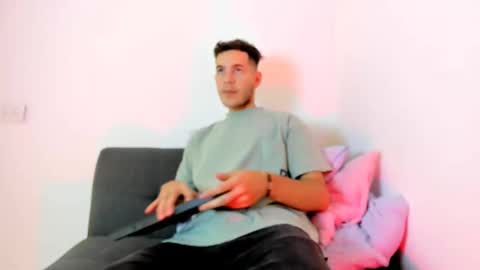 danny_and_lara online show from October 2025 07:53:02 PM