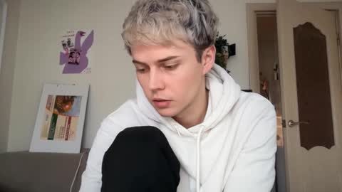 Snapshot of danny_love01 chatting on January 2026 10:51:01 AM danny online show from January 2026 10:51:01 AM