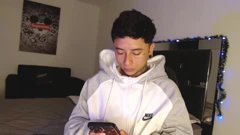 Snapshot of danny_stark chatting on December 2024 12:04:01 AM Danny online show from December 2024 12:04:01 AM