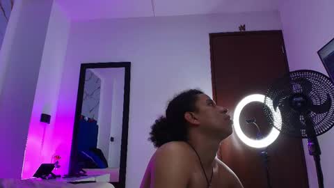 Dante Aran online show from October 2025 04:51:02 AM