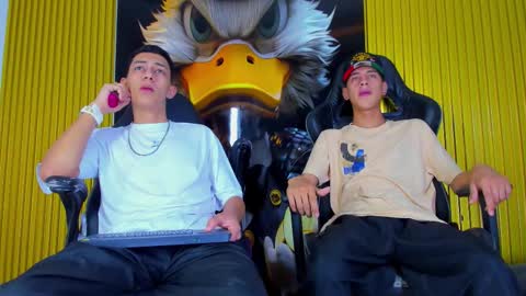 dante_brown1 online show from November 2025 09:15:01 PM