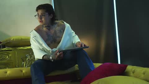 Dante coppola online show from October 2025 08:07:01 PM