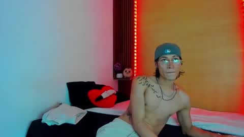 dantelord_ online show from March 2025 09:18:02 PM