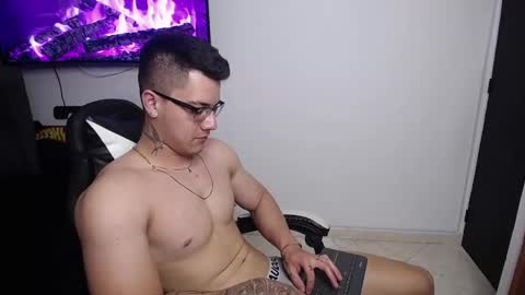 Snapshot of danteread chatting on February 2025 02:16:01 AM danteread online show from February 2025 02:16:01 AM