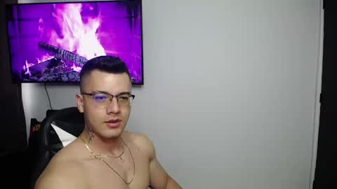 Snapshot of danteread chatting on February 2025 09:18:01 PM danteread online show from February 2025 09:18:01 PM