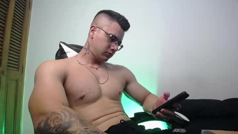 Snapshot of danteread chatting on February 2025 12:19:01 AM danteread online show from February 2025 12:19:01 AM