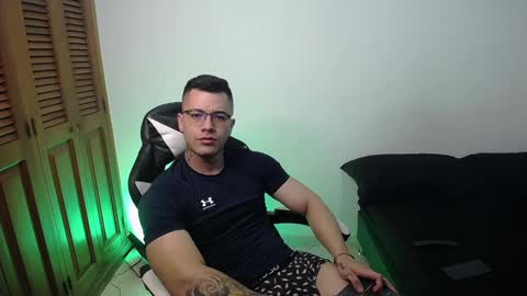 Snapshot of danteread chatting on February 2025 10:43:01 PM danteread online show from February 2025 10:43:01 PM