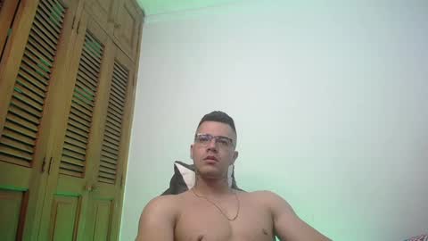 Snapshot of danteread chatting on March 2025 07:02:01 PM danteread online show from March 2025 07:02:01 PM