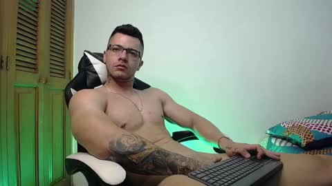 Snapshot of danteread chatting on March 2025 05:57:02 AM danteread online show from March 2025 05:57:02 AM