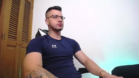 Snapshot of danteread chatting on March 2025 01:05:01 AM danteread online show from March 2025 01:05:01 AM