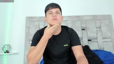 Snapshot of dantestone1 chatting on November 2025 11:52:02 AM dantestone1 online show from November 2025 11:52:02 AM