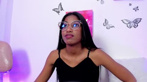 Snapshot of dany_brownie chatting on February 2025 06:20:02 AM hi im DanyBest Squirter here on cb online show from February 2025 06:20:02 AM