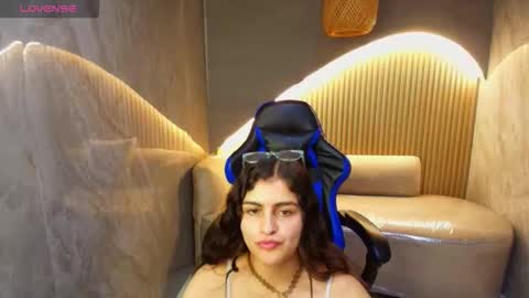 Dany online show from October 2025 01:00:02 PM