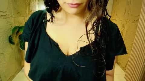 Dany online show from December 2025 01:07:01 PM