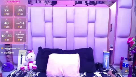 DanySwet online show from November 2025 11:25:01 PM