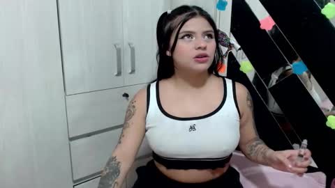 Snapshot of daphne877046 chatting on November 2025 08:07:01 PM daphne877046 online show from November 2025 08:07:01 PM