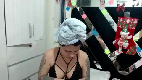 Snapshot of daphne877046 chatting on November 2025 06:46:02 PM daphne877046 online show from November 2025 06:46:02 PM