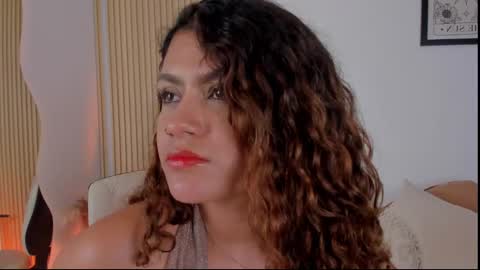 Antonella Mora online show from March 2025 05:17:02 PM