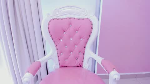 Snapshot of daphne_fox_ chatting on January 2025 03:03:01 PM Daphne  online show from January 2025 03:03:01 PM