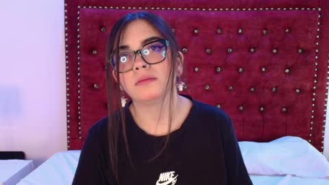 Daphne  online show from May 2026 11:31:02 AM