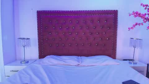 Daphne  online show from June 2026 11:34:01 AM