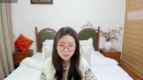 Snapshot of daphnedawn chatting on November 2025 05:28:02 AM Dawn online show from November 2025 05:28:02 AM