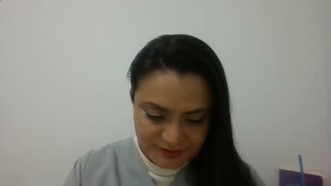 dapnne online show from January 2025 07:32:02 PM