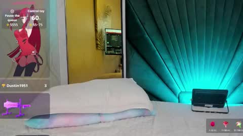    online show from October 2025 11:22:01 AM