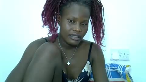 ESTHER online show from March 2025 10:15:02 PM