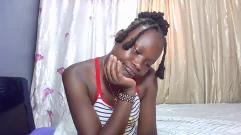 ESTHER online show from October 2025 04:59:01 AM