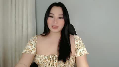 Snapshot of darcy_world chatting on December 2024 05:44:02 PM DARCY online show from December 2024 05:44:02 PM