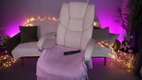 dariadelly online show from May 2026 02:24:02 PM