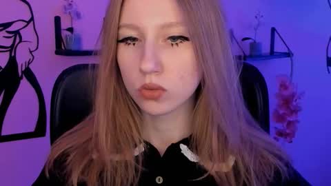 Daria Tate online show from September 2025 08:57:01 AM