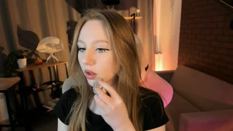 Snapshot of dariatate chatting on March 2026 09:56:02 AM Daria Tate online show from March 2026 09:56:02 AM