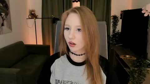 Snapshot of dariatate chatting on May 2026 12:22:02 PM Daria Tate online show from May 2026 12:22:02 PM