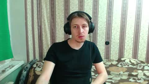 darienlarge online show from November 2025 04:16:01 AM