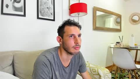 andres online show from March 2025 04:50:02 AM
