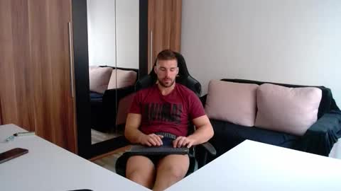 Snapshot of darius_94 chatting on October 2025 07:39:01 AM darius_94 online show from October 2025 07:39:01 AM