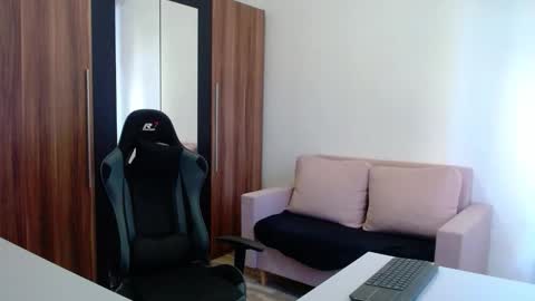 Snapshot of darius_94 chatting on October 2025 08:48:01 AM darius_94 online show from October 2025 08:48:01 AM