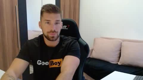 Snapshot of darius_94 chatting on November 2025 06:18:02 AM darius_94 online show from November 2025 06:18:02 AM