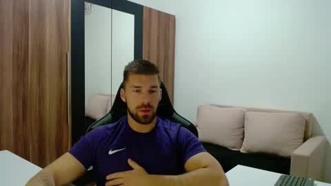 Snapshot of darius_94 chatting on November 2025 05:43:01 AM darius_94 online show from November 2025 05:43:01 AM